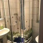 Elli Kroessner Gasthuis 2*