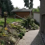 Elli Kroessner 2*
