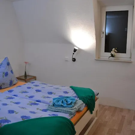 Elli Kroessner 2* Hartmannsdorf bei Chemnitz