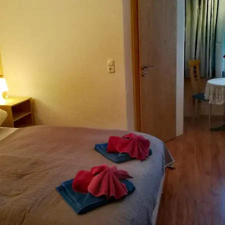 בית הארחה Elli Kroessner 2*