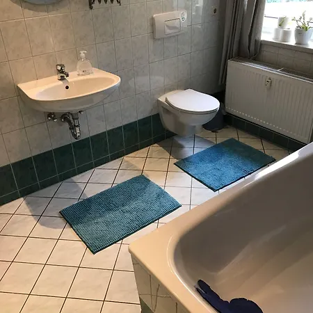 Elli Kroessner 2* Hartmannsdorf bei Chemnitz